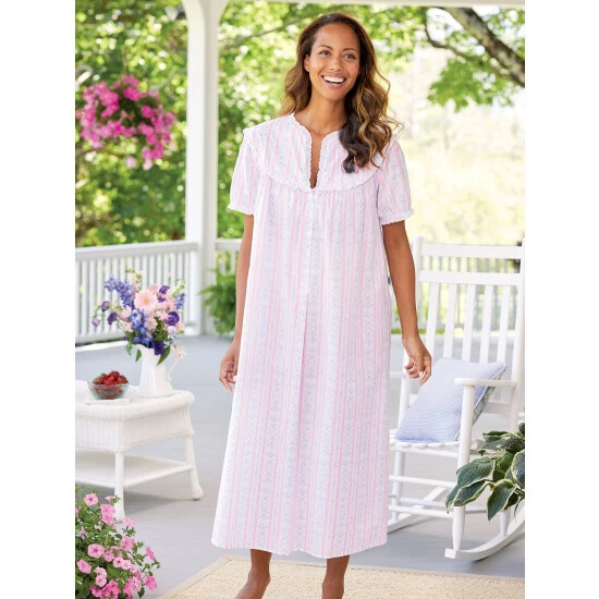 Vermont Country Store Women's Lightweight Seersucker Short-Sleeve Pajamas Yellow 9 Vermont Country Store Women's Lightweight Seersucker Short-Sleeve Pajamas Yellow - Image 7