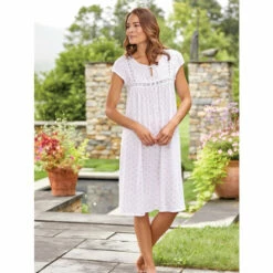 Eileen West Smocked Sweetheart Nightgown White