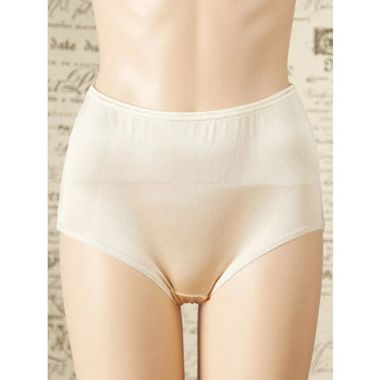 Vermont Country Store Women's Silk Long Underwear Scoopneck Top Black 5 Vermont Country Store Women's Silk Long Underwear Scoopneck Top Black - Image 3