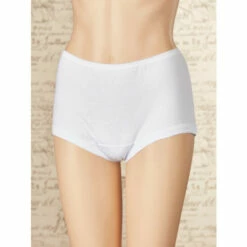 Vermont Country Store Women's Short-Torso Comfort Briefs, 3 Pairs Black